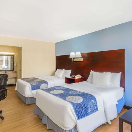Days Inn By Wyndham Statesville Εξωτερικό φωτογραφία